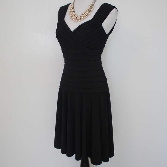 White House Black Market Dresses & Skirts - WHITE HOUSE BLACK MARKET Size 2 Dress LBD